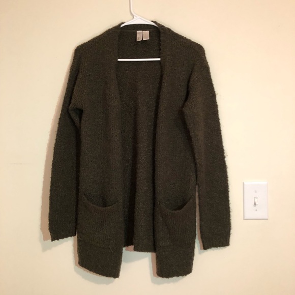 Forever 21 Sweaters - Forever 21 Women’s Chunky Sweater Size S.
